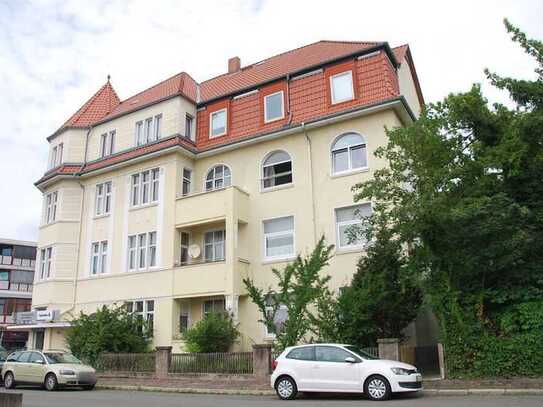 Schönes Zimmer in Studenten WG in zentraler Lage