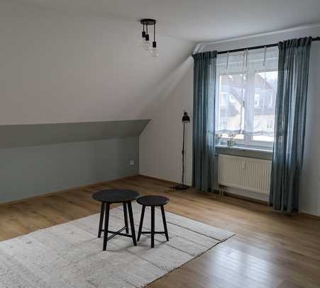 Sehr schöne 2,5-Zimmer-Maisonette-Wohnung in Schnaittach (mit EBK, Balkon, Stellplatz)