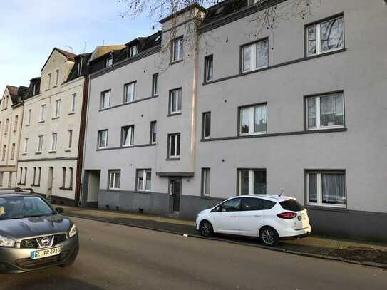 Erstbezug nach Sanierung mit Einbauküche: Schöne 2-Raum-Wohnung in Gelsenkirchen