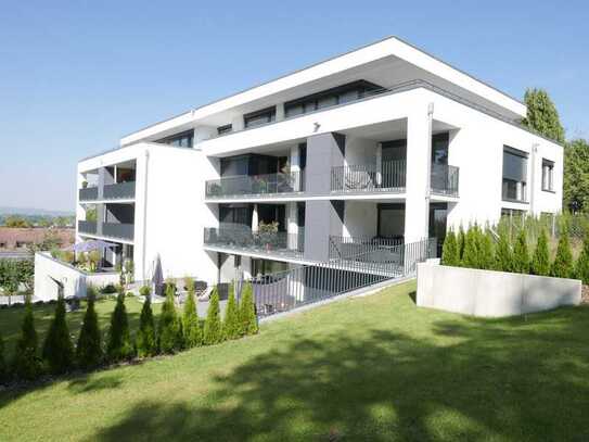 Exklusive 4-Zimmer-Wohnung mit traumhafter Terrasse auf dem Schlossberg in Reutti