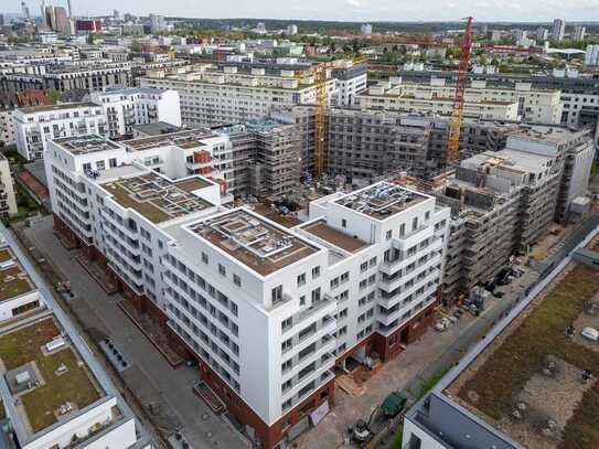 Neubau Erstbezug mit Balkon und Einbauküche in Gallus