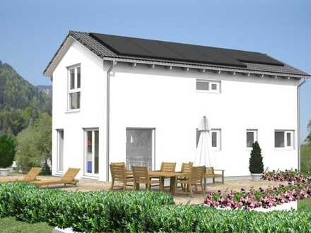 Modernes Plusenergiehaus mit Vollunterkellerung