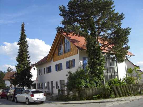 Neuwertige Maisonettewohnung mit Loftcharakter und eigenem Garten (BJ 2013)