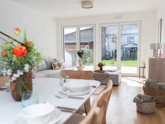 Erstbezug: Neuwertiges Doppelhaus mit Garten, Terrasse & Loggia im Herzen von Mainz-Ebersheim