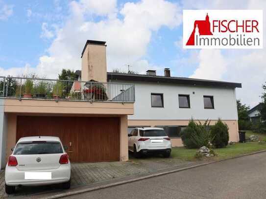 3-Familienhaus mit großem Entwicklungspotenzial in idyllischer Lage...