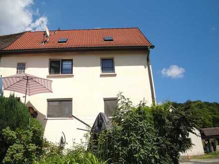 Charmantes Reihenendhaus mit Potential in Simmelsdorf-Hüttenbach