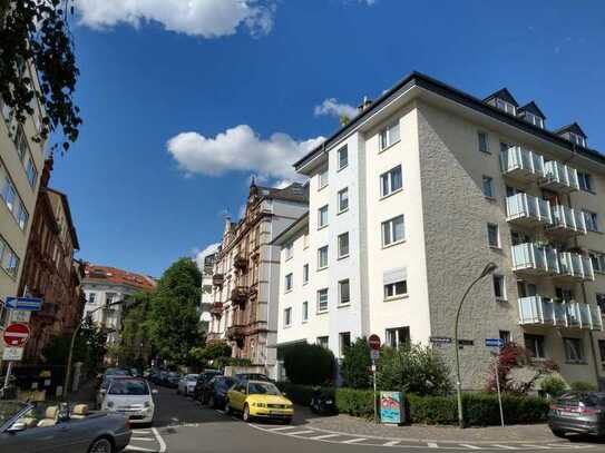 LAGE LAGE LAGE - NORDEND-WEST: SONNIGE 2-ZW m. BALKON / FREI ab 1.7. / PROVISIONSFREI v. PRIVAT