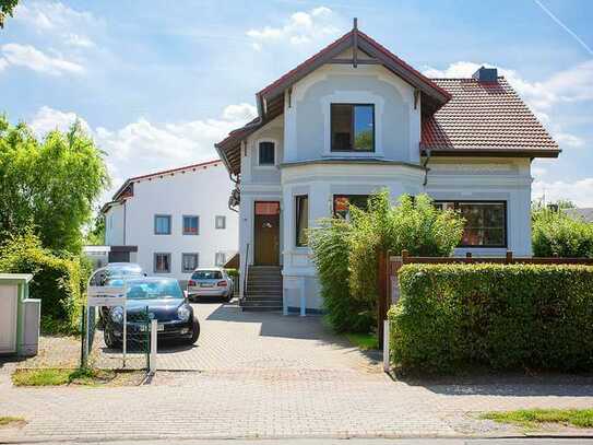 Villa in ruhiger Lage mit Garten Pinneberg 5-6 Zimmer, ca. 160 m2, frei lieferbar