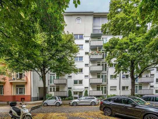 Ihre neue Wohlfühloase in Berlin – Wohnung mit Sauna und zwei Balkonen & Aufzug nahe Zoo Berlin!