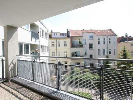 PROVISIONSFREI: Helle Maisonette Wohnung mit zwei Balkonen nahe Prenzlauer Berg mit Tiefgaragenplatz