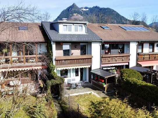 Hochwertig kernsaniertes Reihenmittelhaus mit eigenem Garten und wunderschönem Blick