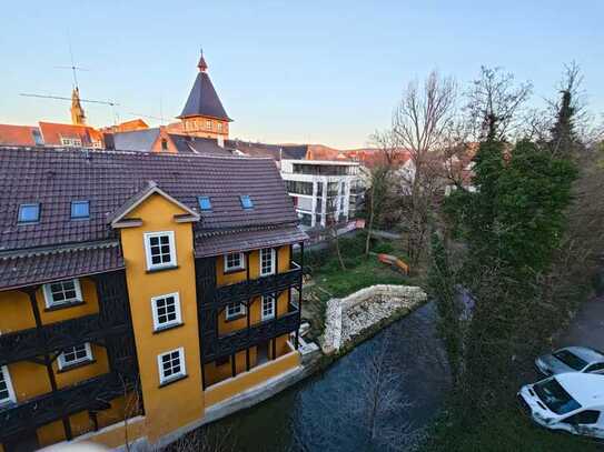 Was das Herz begehrt! Barrierefreie Wohnung in zentraler Lage mit Balkon, Lift und Tiefgarage!