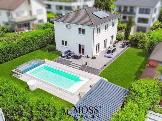 Luxuriöse Stadtvilla mit Pool in Schopfheims ruhiger Lage