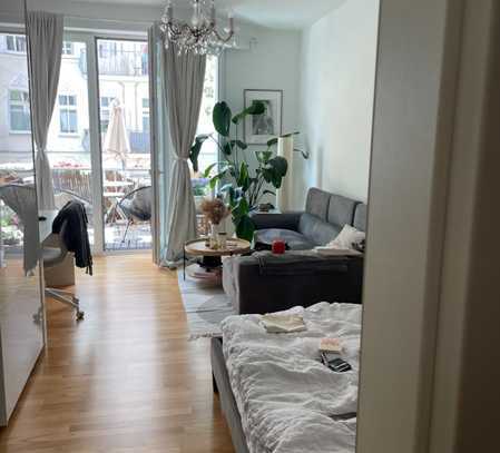 Sunny furnished room with balcony in beloved Prenzlauer Berg