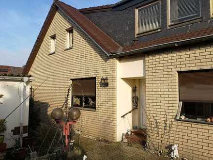 Ansprechendes Einfamilienhaus im Düsseldorfer Süden (Vennhausen)