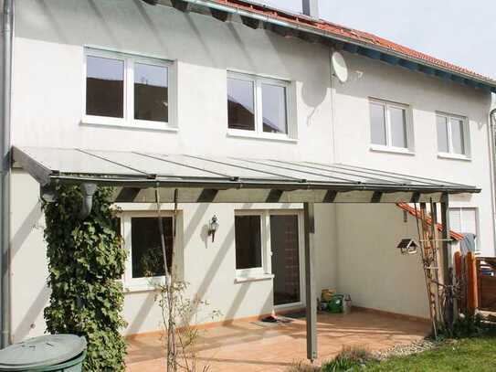 Idyllische Doppelhaushälfte in der aufstrebenden Region Laichingen – Einziehen & Wohlfühlen!