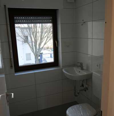 Erstbezug nach Sanierung mit Balkon: 4-Raum-Wohnung in Berlin Britz (Neukölln)