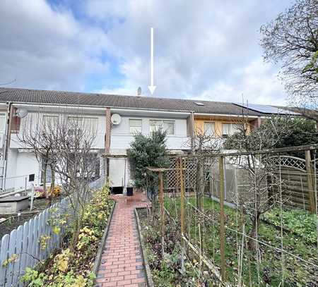 Leerstehendes modernes Reihenmittelhaus mit Garten, Terrasse, Balkon und Garage!