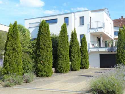 Moderne Villa in stadtnaher Ortsrandlage von Aalen