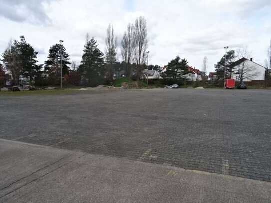 *** 2.000 m² *** Befestigte Freifläche zu vermieten -069-615889 ***