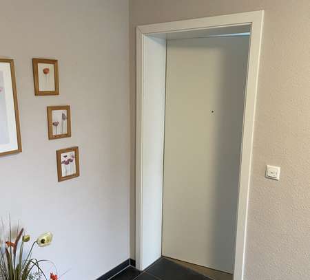 Vollständig renovierte 2-Raum-Wohnung mit Balkon in Duisburg