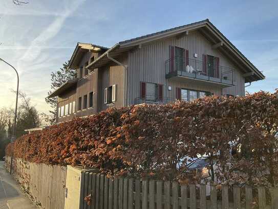 Helle 3 Zimmer Dachgeschosswohnung in Top Lage