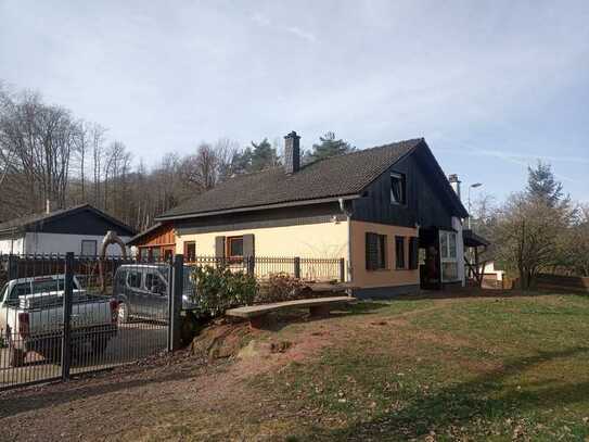 Interessantes Ferienhaus in Höfstätten