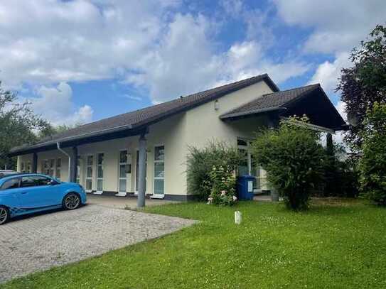 Tolle Laden- oder Bürofläche in Altenkirchen-Honneroth