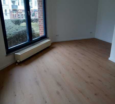 Helle 1-Zimmer-Wohnung in Halle (Saale) im EG mit Blick