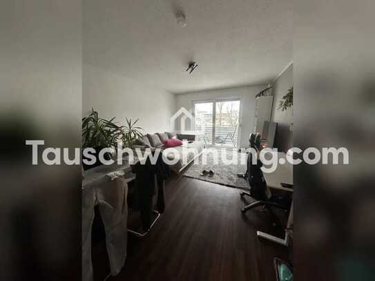 Tauschwohnung: Schöne Große 2 Zimmer Maisonette Wohnung gegen 3 Zimmer