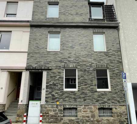 Schöne 2,5-Zimmer-Erdgeschosswohnung mit Balkon in Essen Kettwig