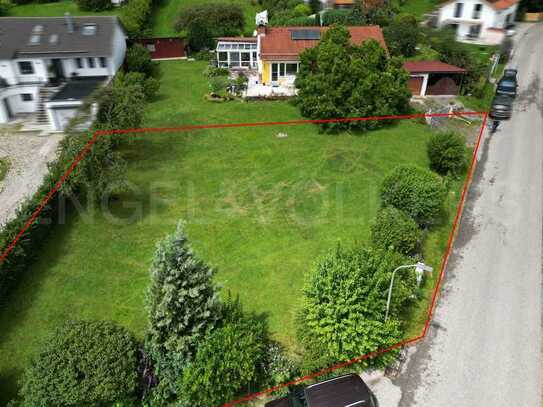 Unbebautes Baugrundstück für Einfamilien-Haus mit Alpenblick