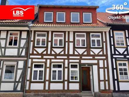 Mehrfamilienhaus mit Entwicklungspotential im Zentrum von Bad Gandersheim!
