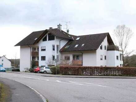 Freundliche 4-Zimmer-Erdgeschosswohnung mit Balkon und EBK in Wehr