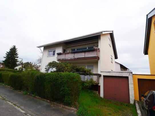 2-Familienhaus in Königsbach mit Garage und Garten