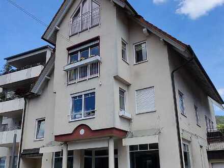 IMA-Immobilien bietet ein Ladengeschäft/Büro in Top Lage