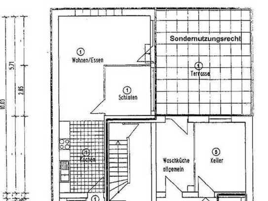 Renovierungsbedürftige-zwei-Zimmer-Wohnung