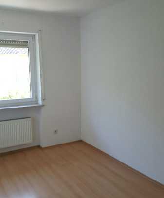 Gepflegte 3-Zimmer-Wohnung mit Balkon in Albisheim