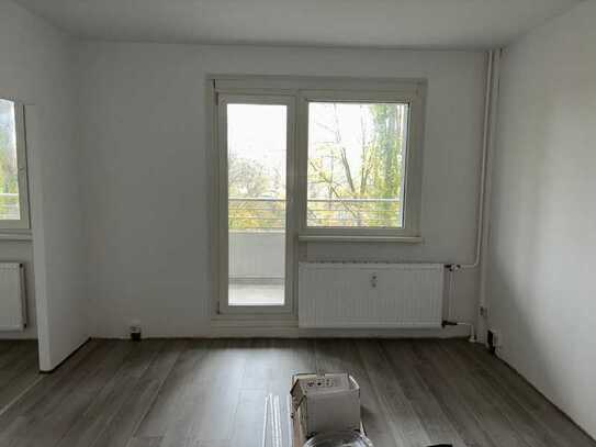 Erste eigene Wohnung mit Aufzug und Balkon!