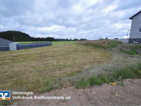 Zwei voll erschlossene Baugrundstücke im Grünen