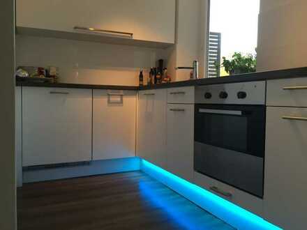 2-ZKB Luxus-Vollmöblierte Innenstadtwohnung mit Balkon und Keller