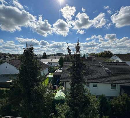 Charmante Dachgeschosswohnung in Ingolstadt-Süd