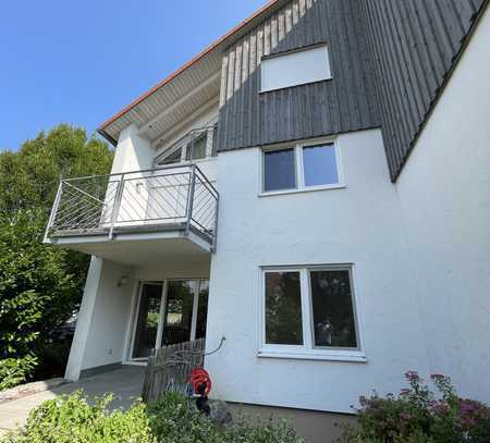 Reihenendhaus mit Balkon, Terrasse und EBK in ruhiger Lage im Aichtal