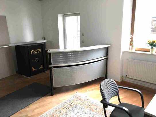 Ihr neues Büro in der Durlacher Altstadt - Der Preis ist heiss!