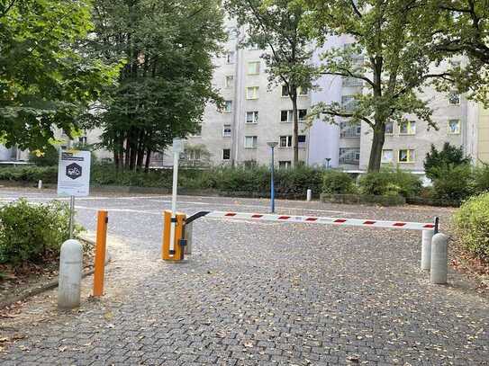 Offener Stellplatz zu vermieten