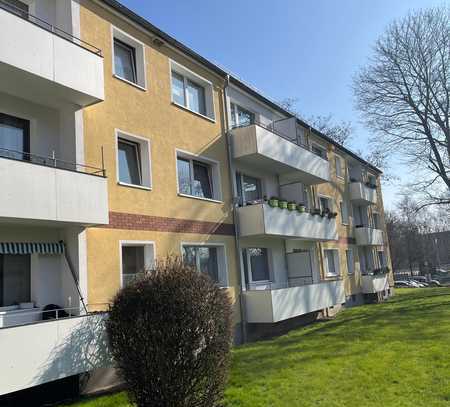 Schöne frisch renovierte 2-Zimmer-Wohnung