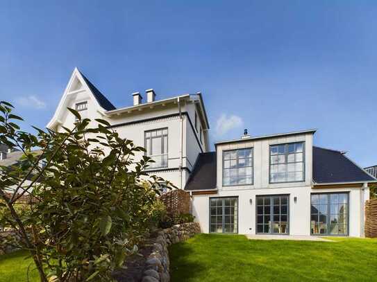 Villa in Toplage in Wenningstedt mit Meerblick