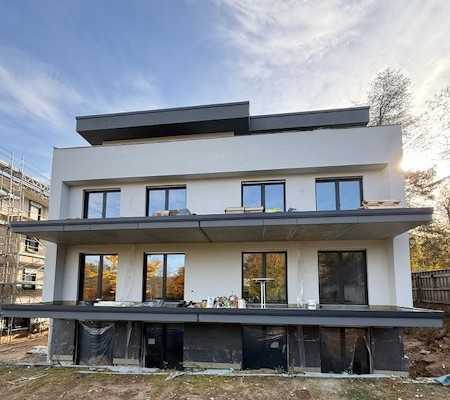                                                               Moderne helle 2 Zimmerwohnung mit Balkon und Blick ins Gr&uuml;n- Neubau                                                       in Dom (Würzburg)