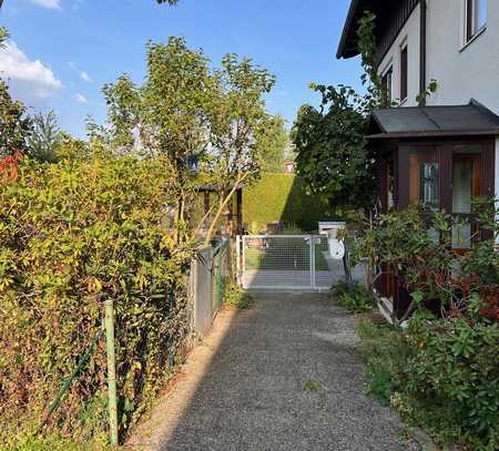 Großes helles Reihenhaus in guter Lage mit Südterrasse