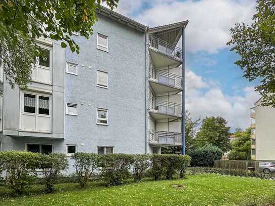 Zur Eigennutzung: Sehr schön geschnittene Etagenwohnung mit Balkon in zentrumsnaher Lage von Dresden